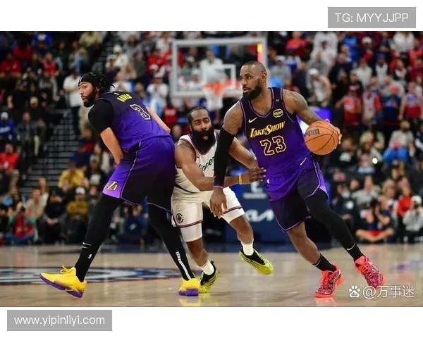 2015年湖人与快船的激烈对决回顾与分析篮球赛场上的恩怨情仇