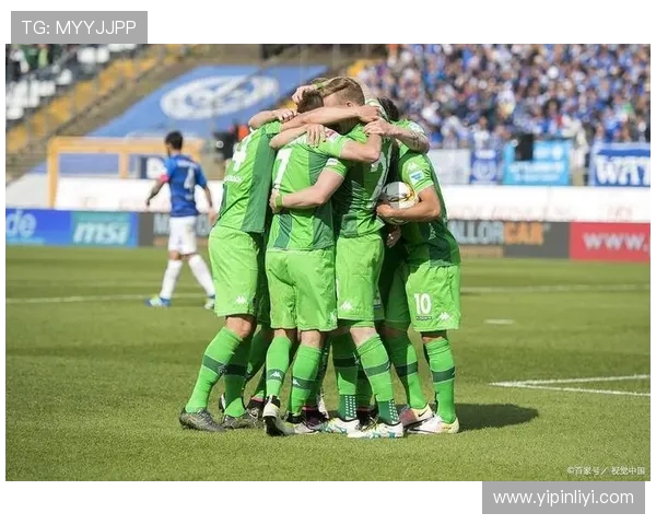 波斯波利斯与赖扬的激烈对决揭示了足球战术与团队合作的重要性