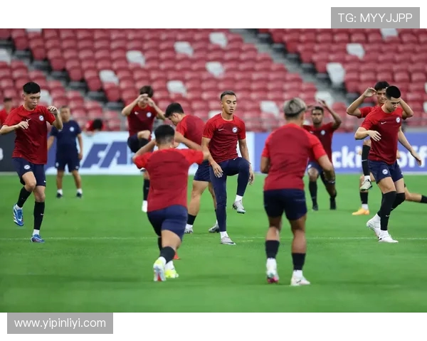 火箭队与篮网队激战正酣球迷热议比赛精彩瞬间与战术分析