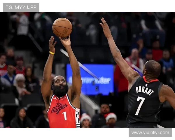 火箭与快船激战西部半决赛谁能挺进决赛争夺总冠军荣耀