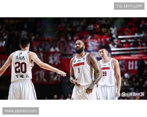 解放军篮球队与广东男篮激战正酣谁将赢得这场精彩对决
