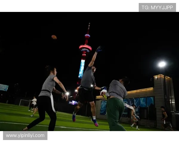 深圳飞盘队战术之争引发热议球迷与专家各执己见 深圳飞盘队战术之争引发热议球迷与专家各执己见