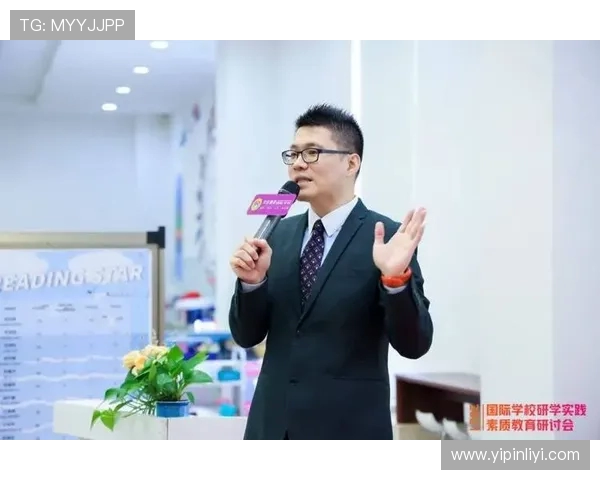 南京攀岩队灵活性引发热议运动员表现与训练方式的深度探讨 南京攀岩队灵活性引发热议运动员表现与训练方式的深度探讨